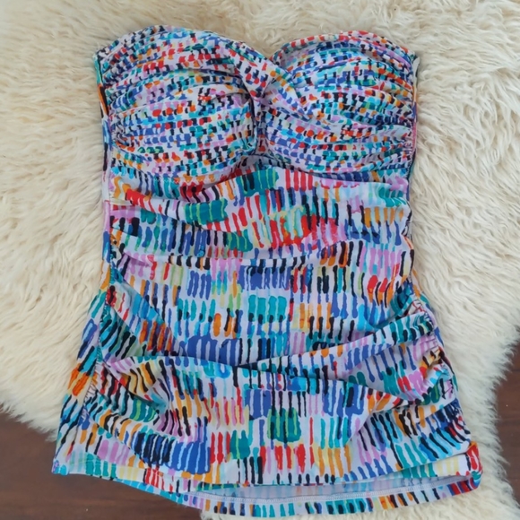 Bathing suit - Picture 1 of 1